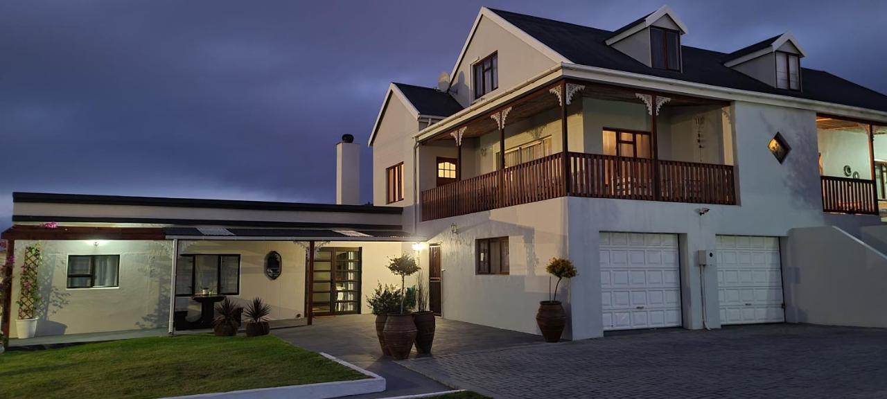 7 On South Hotell Bredasdorp Exteriör bild